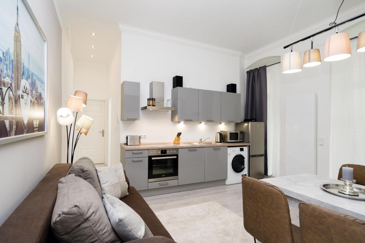 The Lohmeyerstr Hh, 2 Bed Up To 5 People Berlijn